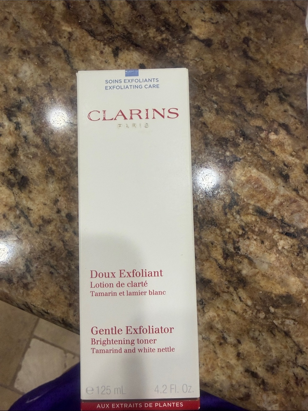 Clarins Gentle Exfoliator Brightening Toner - White